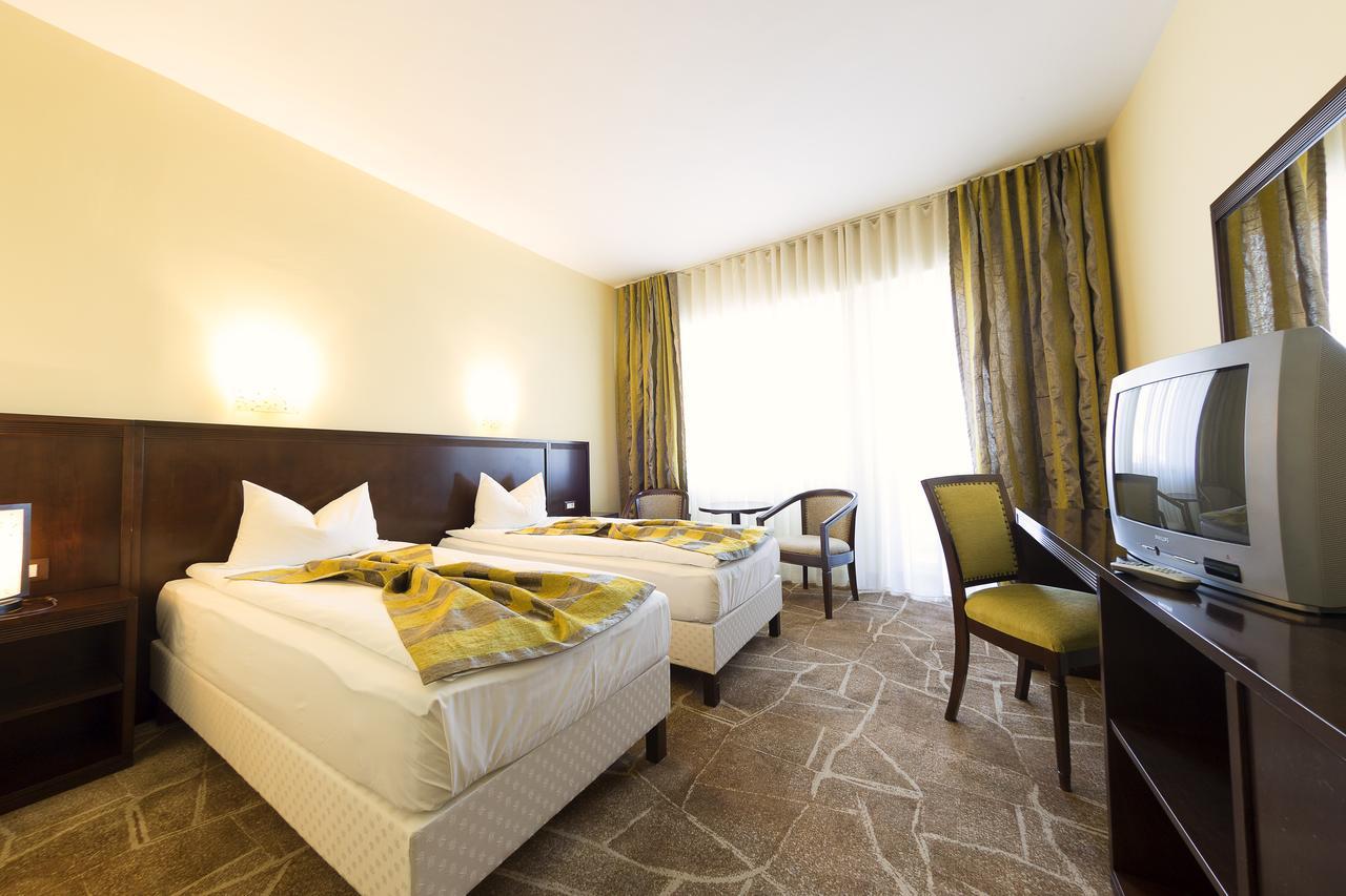 Hotel Parc Alba Iulia Exterior photo